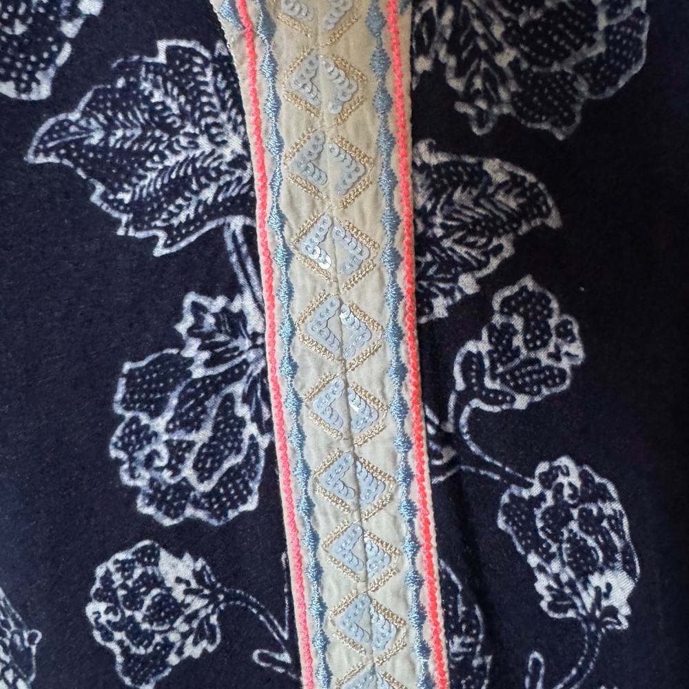Anthropologie Tunic - Picture 5 of 6
